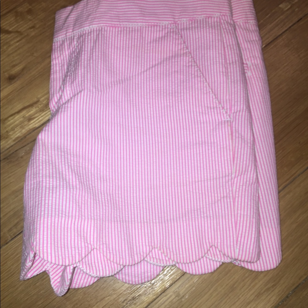 Lilly Pulitzer shorts size 0.